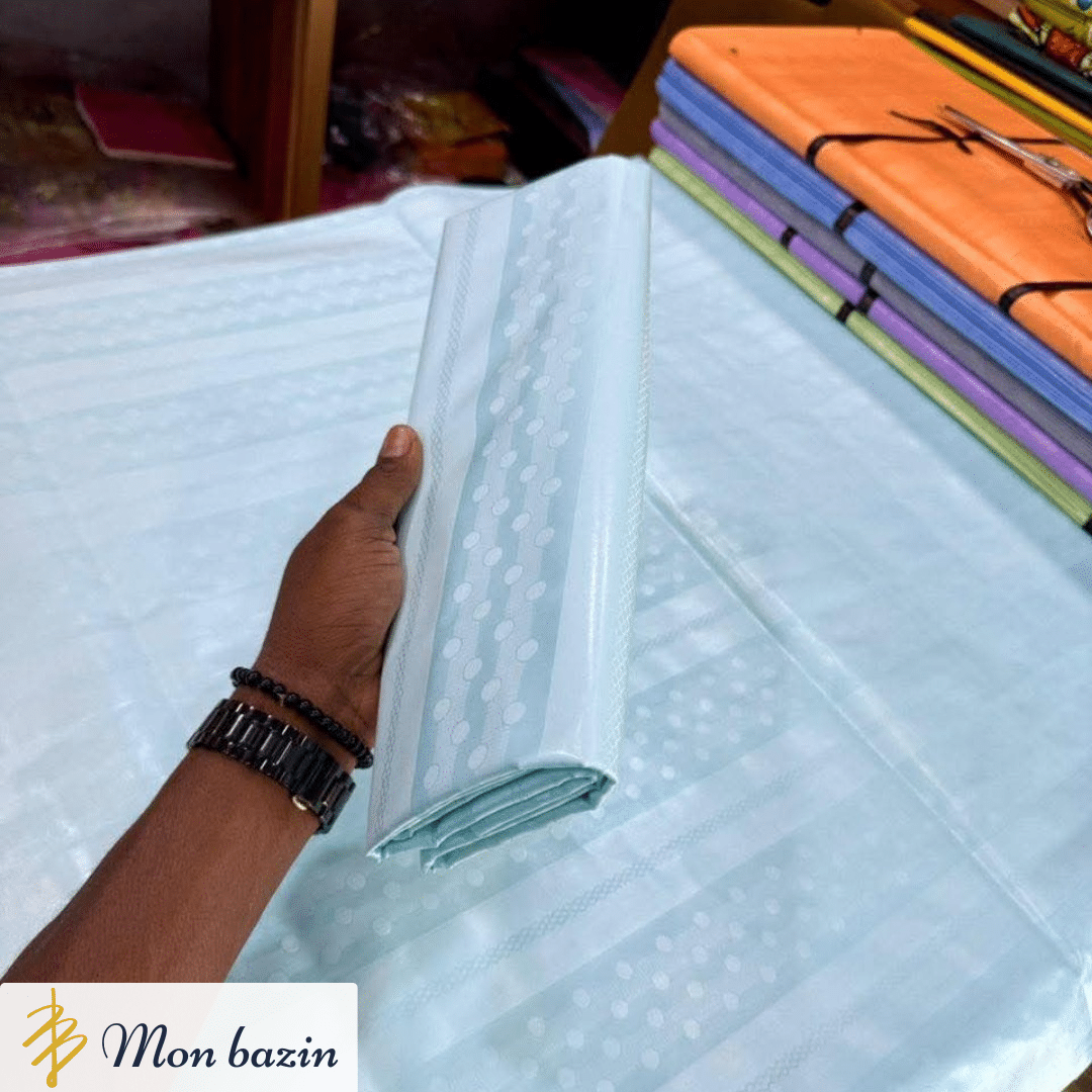 131 Bazin riche Bleu Cristal “Bafoulabé” – Image 1