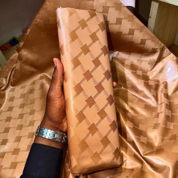Bazin riche Marron Sublime “Koulikoro”